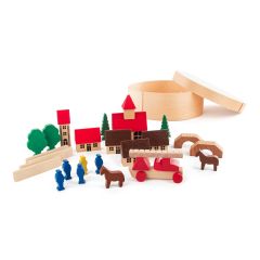 070/102 Dregeno Wood Chip Box with Village and Fire Engine